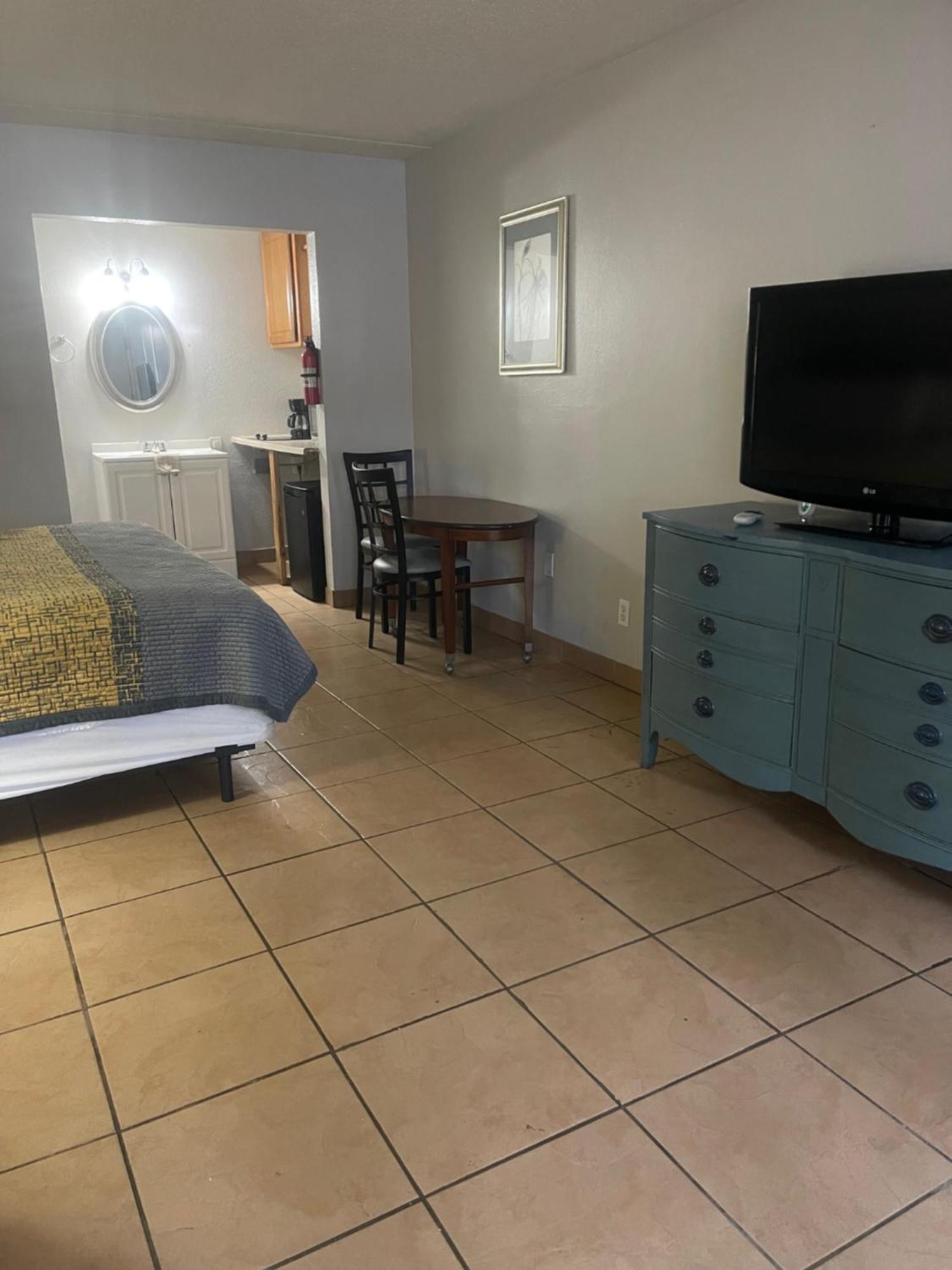 Ans Inn & Suites Winchester Buitenkant foto
