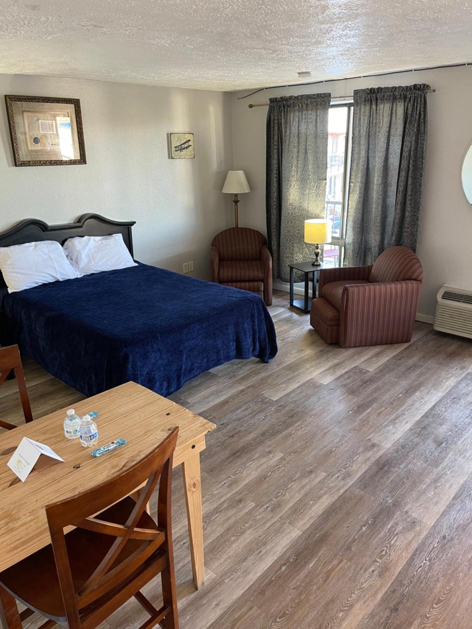 Ans Inn & Suites Winchester Buitenkant foto